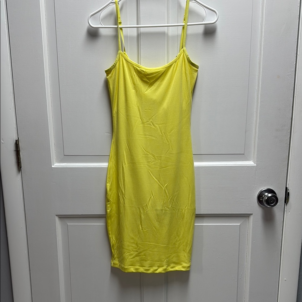 Elegant Yellow Spaghetti Strap Dress
